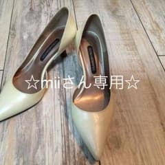 ストロベリーフィールズ パンプスのサムネイル