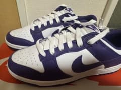 NIKE DUNK LOW パープル ホワイト スニーカーのサムネイル