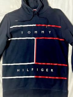 TOMMY HILFIGER パーカー　レディースOKのサムネイル