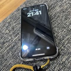 Apple iPhone xs 512GB 海外版本体 クリアケース付き Apple iPhone xs 512GB 海外版本体 クリアケース付き - メルカリ