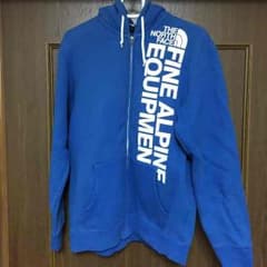 THE NORTH FACEスウェットパーカーのサムネイル