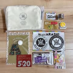 嵐 weareARASHI ポーチ 2026 5×20 グッズ 銀テ マグネット - メルカリ