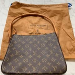LOUIS VUITTONのサムネイル