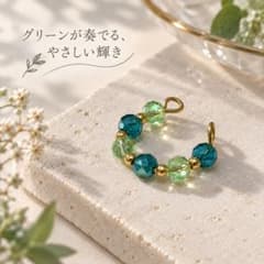 グリーン イヤーカフ [ハンドメイド]のサムネイル