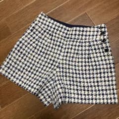 おすすめSALE★バーバリーブルーレーベル　ツイードショートパンツ38★新品同様のサムネイル