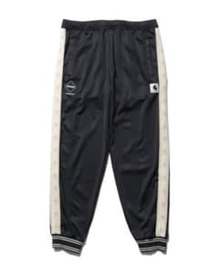 F.C.Real Bristol x Carhartt WIP パンツ - メルカリ
