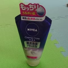 ニベア  洗顔料 濃密保湿クリーム泡 とてもしっとりのサムネイル