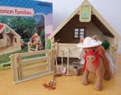 シルバニアファミリー　TOMY  PONY ＆ STABLE　ポニー　馬小屋のサムネイル