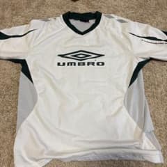 UMBRO Vネック Tシャツ ホワイト/グリーン90S 銀タグのサムネイル