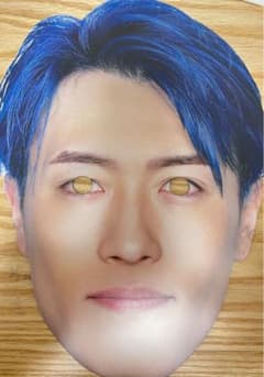 中務裕太 お面のサムネイル