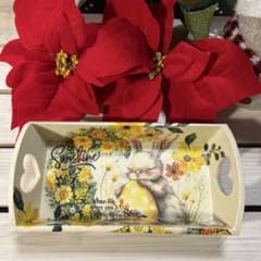 リメイク ウッドトレー 黄色いたまごのうさぎさん 黄色いお花のリース