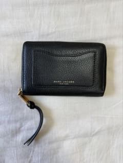 MARC JACOBS ブラック二つ折り財布のサムネイル