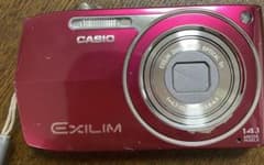 CASIO EXILIM 14.1MP デジタルカメラ 本体のサムネイル