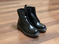ドクターマーチン 8ホールのサムネイル