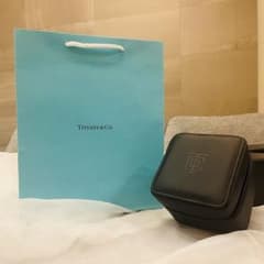 【未使用】ティファニー 時計 空箱　Tiffanyのサムネイル