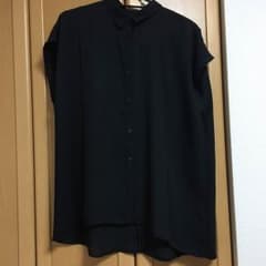 袖なしシャツのサムネイル
