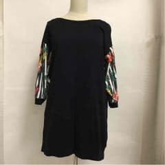 美品★ジーナシス★花柄スウェットワンピのサムネイル