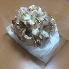 結婚式 ヘッドアクセ 花のサムネイル