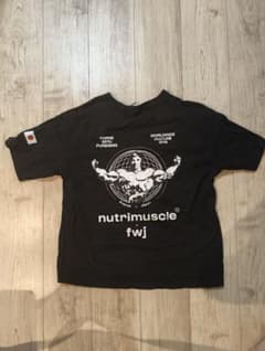 や*ん様 nutrimuscle x FWJ Tシャツ ブラック Sのサムネイル