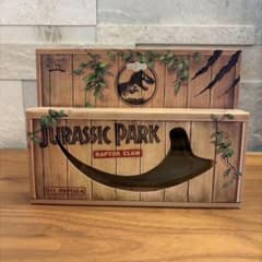 Jurassic Park Raptor Claw 1:1 Replicaのサムネイル