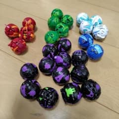 爆丸 まとめ売り 大量セット　25体以上のサムネイル