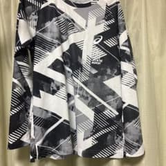asics ロングTシャツのサムネイル