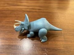 ディズニー トイストーリー3 トリクシー 恐竜 フィギュア ピクサー