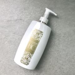 新品 ララビュウ HCモイストクリア クレンジングミルク 300ml - メルカリ