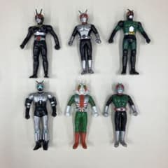ウルトラマン　仮面ライダー　ソフビ　56体セット　まとめ売り 仮面ライダー ウルトラマン ソフビ23体セット まとめ売り - メルカリ
