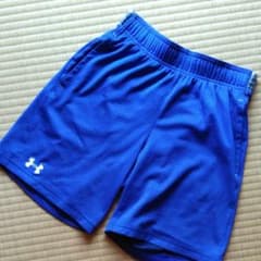 150cm　アンダーアーマーハーフパンツのサムネイル