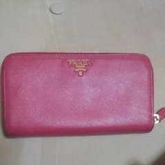 た様々用❣️PRADA プラダ 長財布のサムネイル