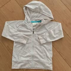 新品、未使用！ UVカット パーカーのサムネイル