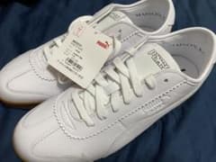 MAISON KITSUNE PUMA コラボスニーカーのサムネイル