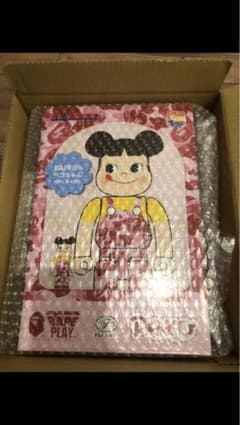新品未開封BE＠RBRICK BAPE(R)×ペコちゃん 100% & 400%のサムネイル