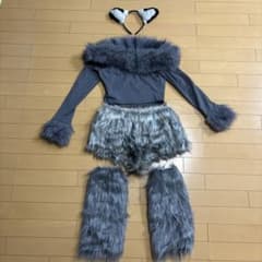 狼コスプレのサムネイル