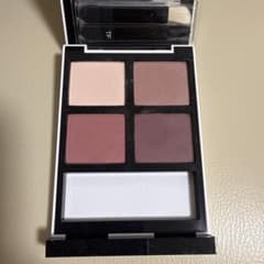 TOM FORD アイカラー クォード 01R ローズティーズのサムネイル