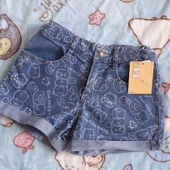 新品❤すみっコぐらし総柄デニムパンツのサムネイル