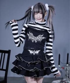 Grrr the Lipper【ガルルザリッパー】悪魔NO⁉️ジップスカート - メルカリ