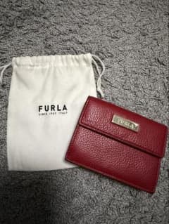 FURLA フルラ　折りたたみミニ財布のサムネイル