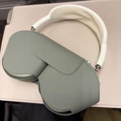 j*e様 AirPods Max ミッドナイトグリーン 本体のサムネイル