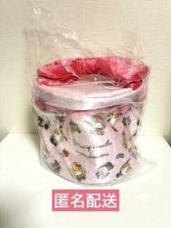 劇場アニメ　ベルサイユのばら×サンリオキャラクターズ　バニティポーチ
