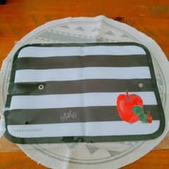 はらぺこあおむし 母子手帳ケースのサムネイル