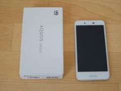 シャープ SHARP AQUOS SENSE SHV40（UQモバイル版）のサムネイル