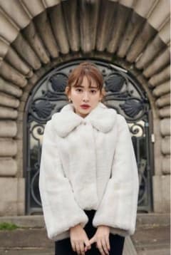 める様専用 Herlipto Winter Love Faux Fur Coatのサムネイル