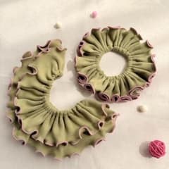 お揃いのフリルスタイ&シュシュ⭐︎綿100%モスxダスティローズメロウのサムネイル