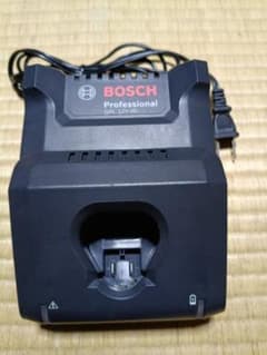 Ario様専用　新品未使用品BOSCHボッシュ 10.8V GAL12V-40のサムネイル