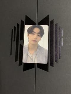 BTS Proof トレカ  テテのサムネイル