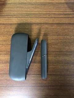 アイコス3 本体とスティックのサムネイル