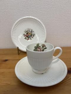 WEDGWOOD デミタス　カップ・ソーサーのサムネイル