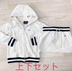 Rady　レディ　セットアップ　上下セット　ベロアパーカー　スカート　白のサムネイル